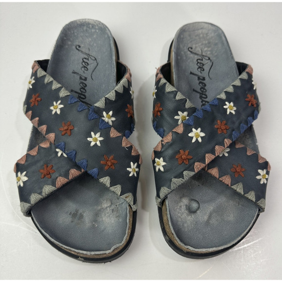 Free People Wildflowers Embroidered Floral Sandals Blue Slides Size 38 US 7.5 - Picture 11 of 11
